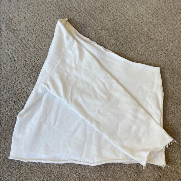 RtA womens white sweatshirt one sleeve ($325 MSRP) - Picture 3 of 4